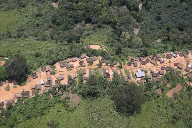 The proposed Green Corridor would stretch from Kivu, in the eastern Democratic Republic of the Congo, all the way to Kinshasa in the west. An aerial view of a village in South Kivu, DRC. Image by MONUSCO via Flickr (CC BY-SA 2.0).