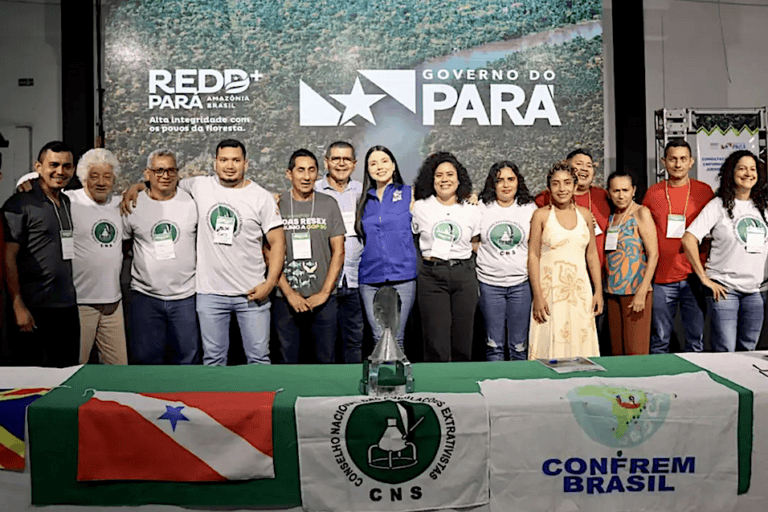 Indigenous delegates at REDD consultation in Para, Brasil. Image courtesy of Kelly Souza / Ascom Semas.